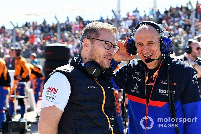 Andreas Seidl, Team Principal, McLaren, and Franz Tost, Team Principal, Toro Rosso, on the grid