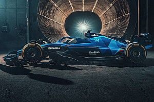 Williams reveals 2022 livery on F1 show car