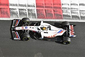 A Ferrari elégedett a tartalékjával: „A Haas egyáltalán nem fejlesztette az autóját...”