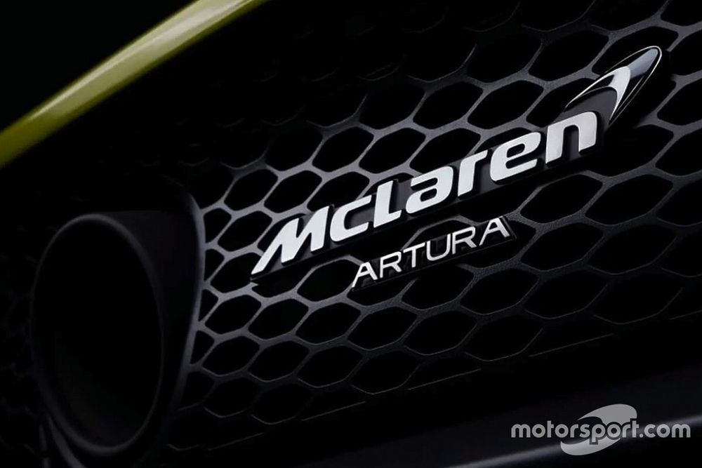 Следом за новым болидом McLaren покажет новый суперкар