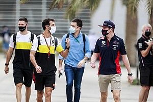 Beda Tim, Ricciardo Ingin Bersahabat dengan Verstappen