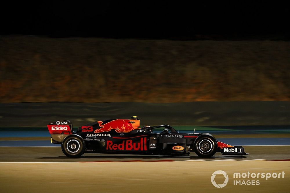 Albon: "Verstappen'i geçmem için 'kusursuz' olmam gerekiyordu"