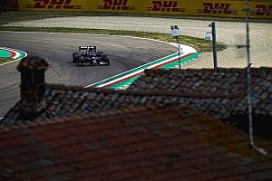 角田裕毅、F1新シーズン開幕に向けてイモラでプライベートテスト実施。AT02をドライブ