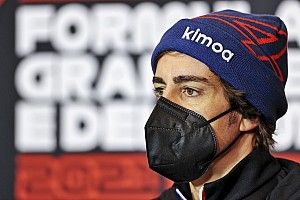 Alonso: I need to improve myself more than Alpine car