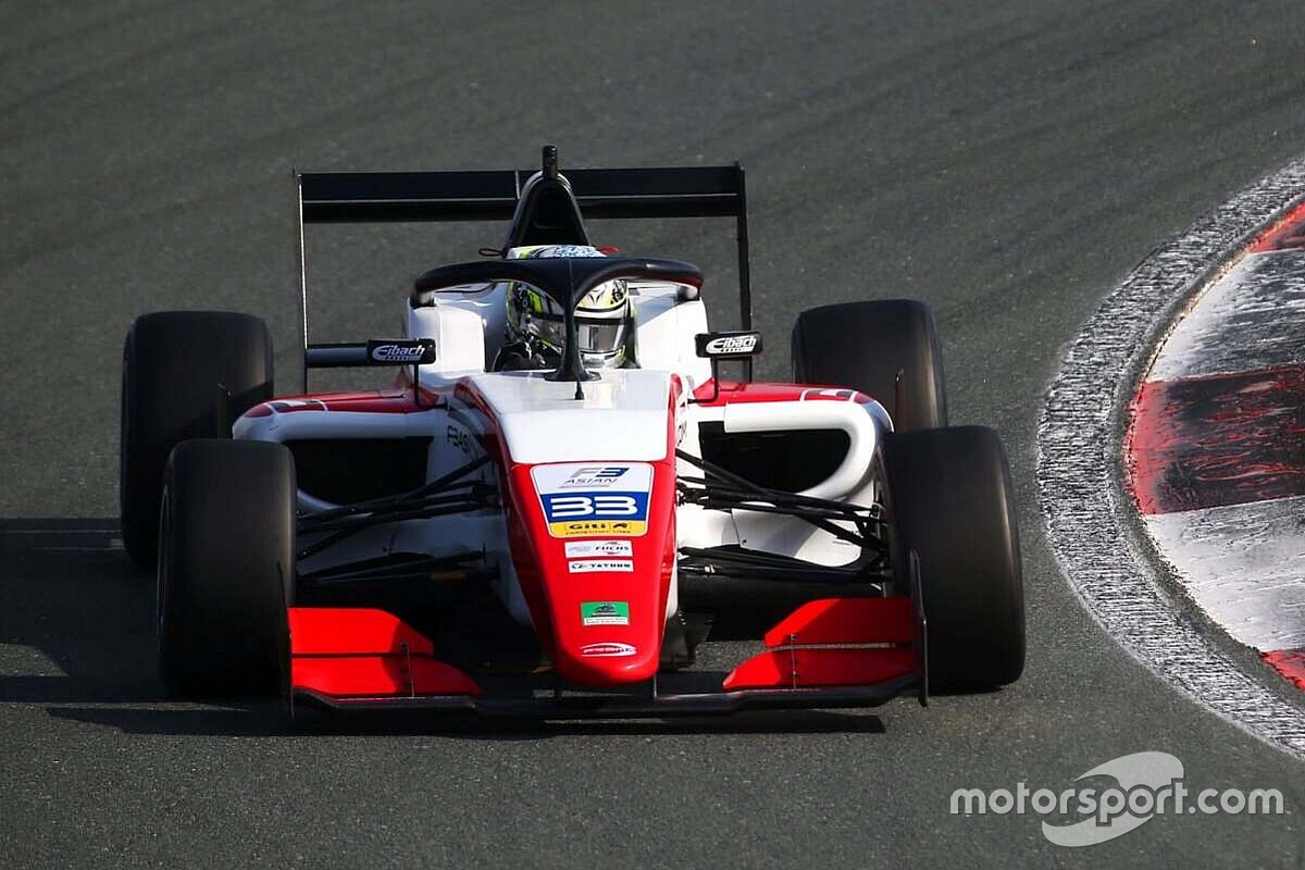 Dublet Abu Dhabi Racing