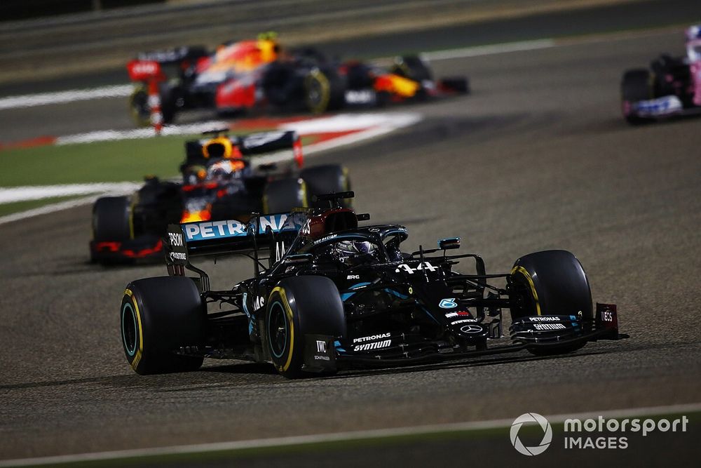 Hamilton: Crash Grosjean 'had zoveel erger kunnen zijn'