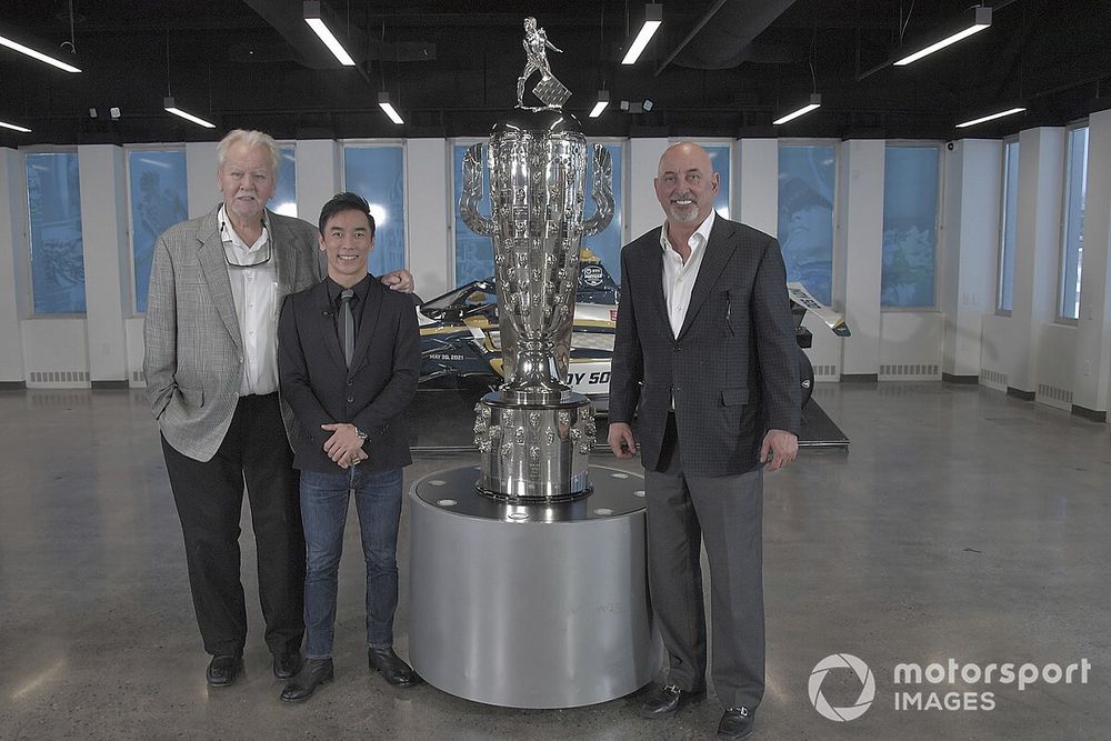 Sato unveils second image on Borg-Warner Trophy