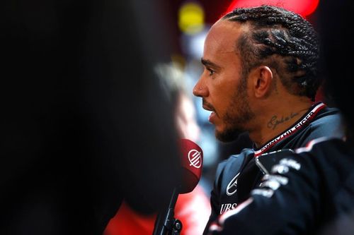 Hamilton explic&oacute; la diferencia que lo perjudic&oacute; ante Russell en Bahr&eacute;in