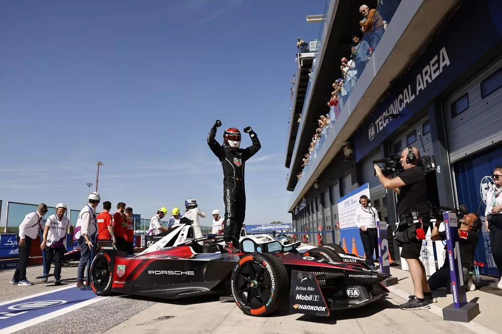 Pascal Wehrlein, Porsche, 1st position, celebrates on arrival in Parc Ferme