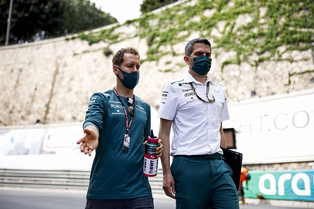 Vettel no da ningún consejo a Verstappen: "Hamilton me ganó"