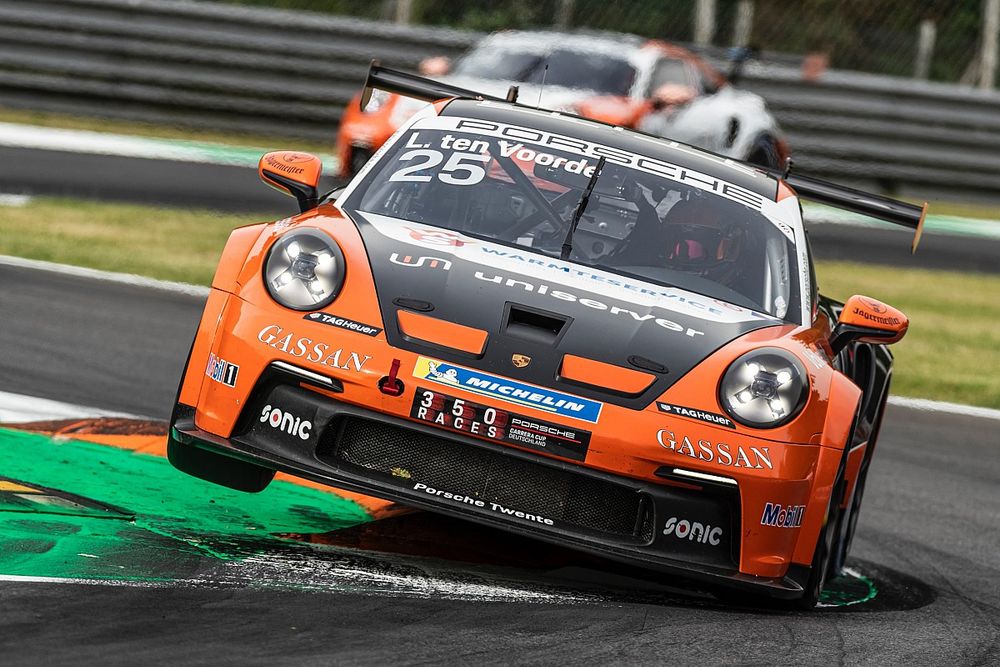 Porsche Carrera Cup Almanya: Monza'daki 2. yarışı Voorde kazandı, Ayhancan 2. oldu