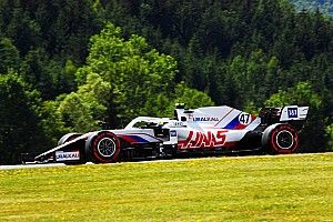 Schumacher: én nem bánnám a folyamatos triplahétvégéket