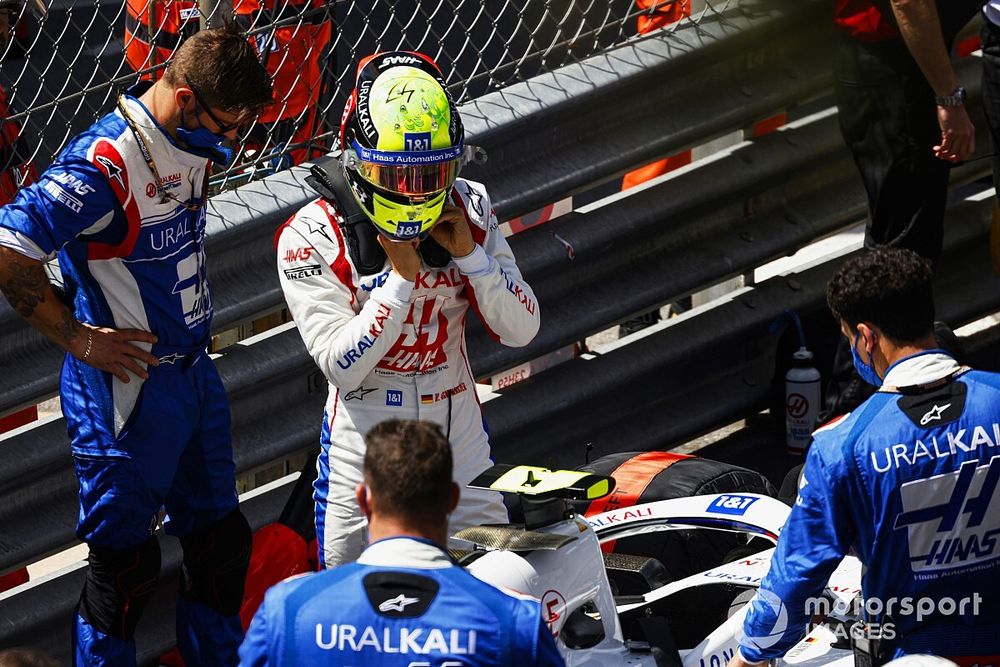 Mick: "Vettel bana pek çok tavsiyede bulunuyor"