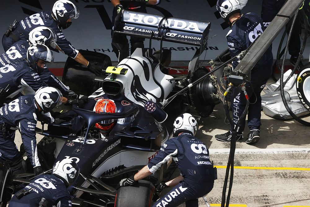 Gasly: Leclerc nem direkt csinálta, de ettől még szívás