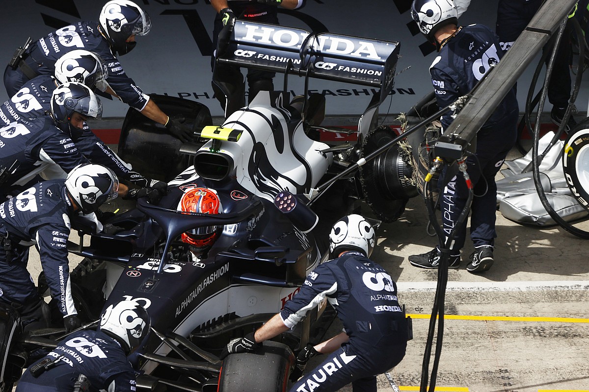 Gasly: Leclerc nem direkt csinálta, de ettől még szívás