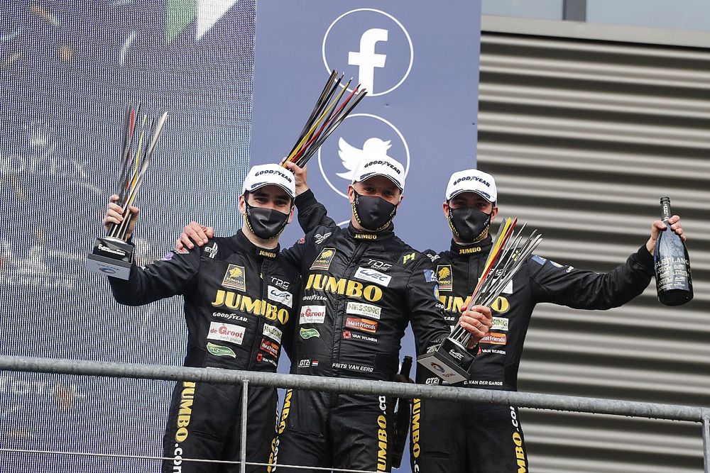 Racing Team Nederland kent “perfecte start” met winst in Pro-Am