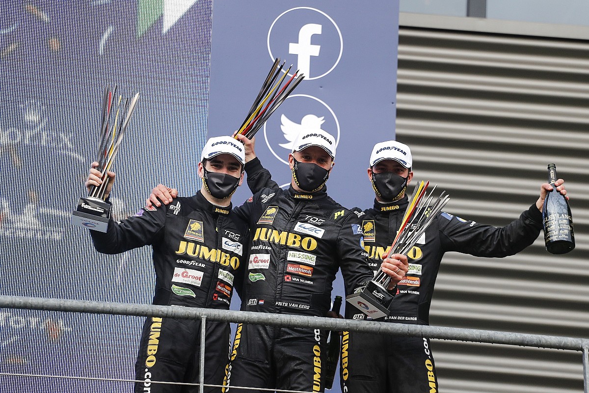 Racing Team Nederland kent “perfecte start” met winst in Pro-Am