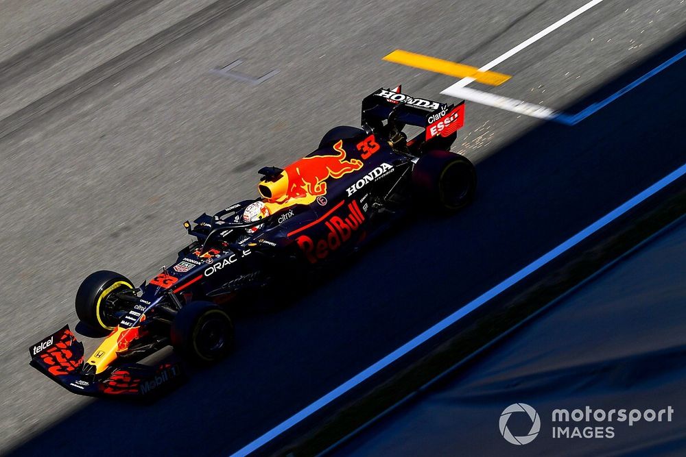Verstappen szybszy od kolegów