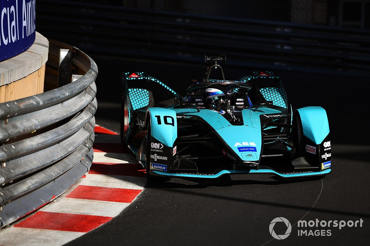 Monako E-Prix 1. antrenman: Bird lider, Jaguar 1-2