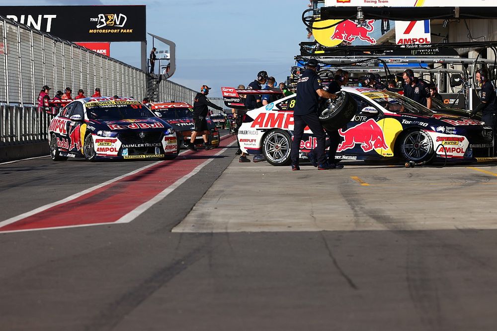 Jamie Whincup and Shane van Gisbergen, Triple Eight Race Engineering