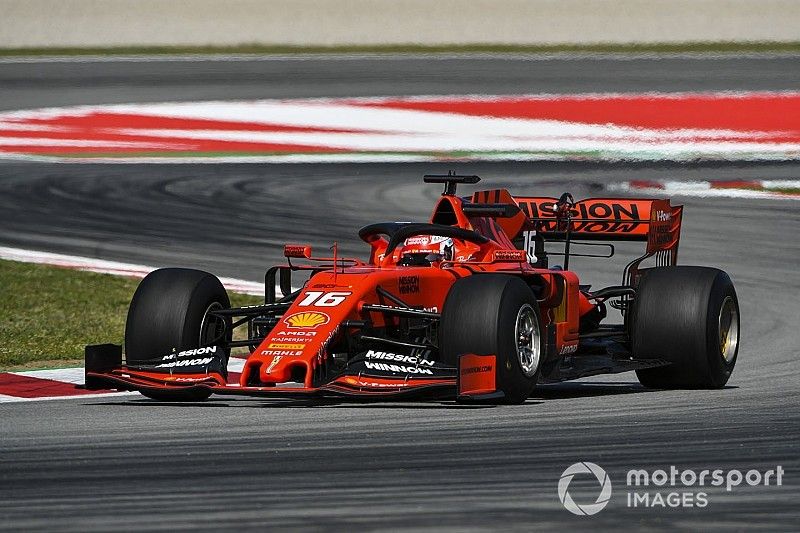 В Ferrari готовы радикально поменять конструкцию машины из-за данных тестов в Барселоне