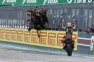 Rea gana en Imola y acaba con la colosal racha de Bautista