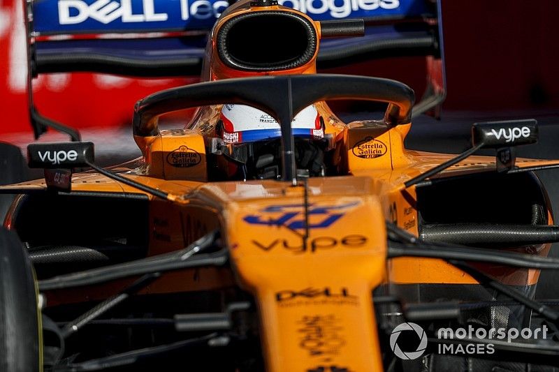 Sainz logra, "por fin", sus primeros puntos con McLaren