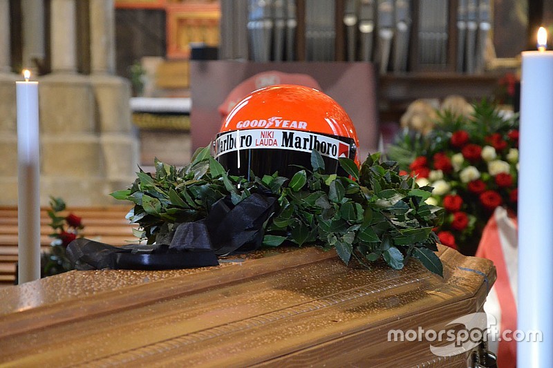 Lauda'nın cenaze töreninden kareler