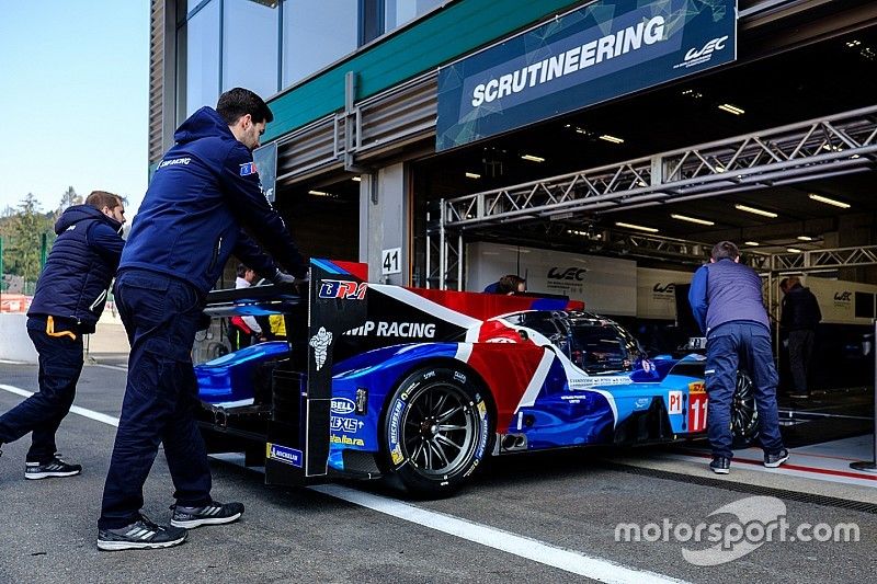 #11 SMP Racing BR Engineering BR1 - AER en el pitlane