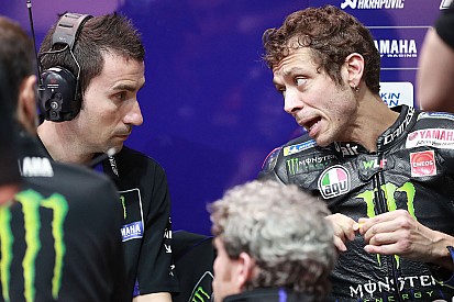 Rossi advierte un "cambio de comportamiento" en los nuevos Michelin