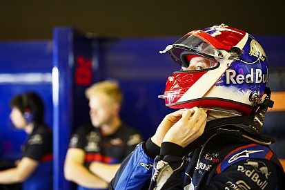 Sirotkin: “Kvyat, 2020'de Gasly'i yenmeli”