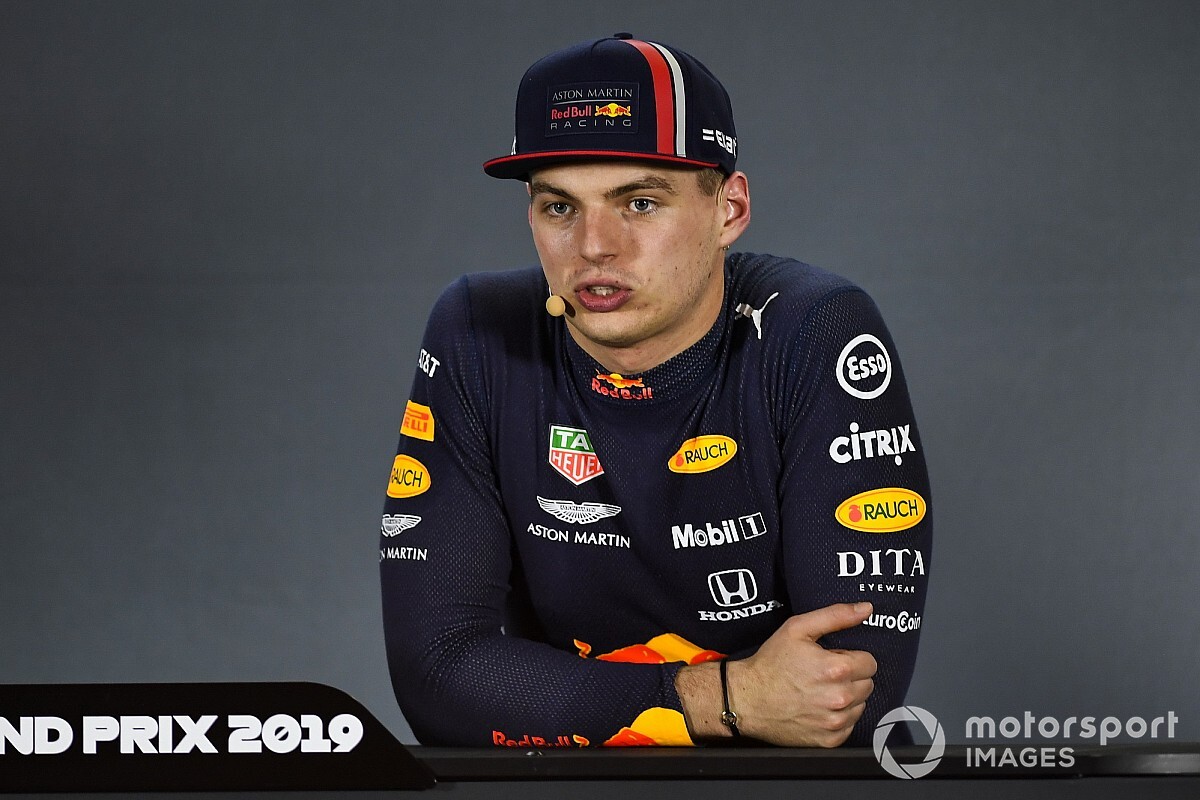 Verstappen a hétvégén egy elit Esport-versenyen indul: Porsche TAG Heuer Esports Supercup