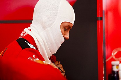 Sajtó: Vettel visszautasította a Ferrari ajánlatát, és többet akar