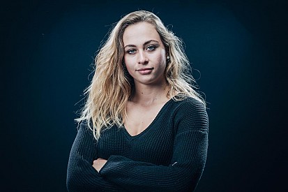 Komoly kritikát kapott a női esport-sorozat, Chadwick reagált is rá