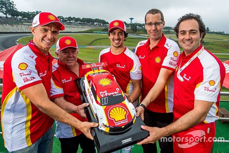 Anúncio de Gaetano di Mauro na equipe Vogel