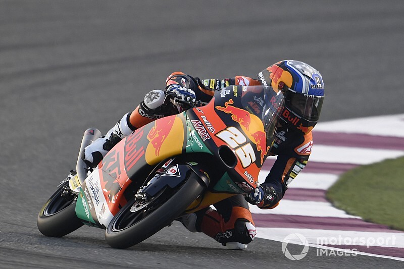 Moto3, Losail, Warm-Up: Fernandez su McPhee nel finale