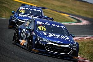 Stock Car: Khodair lidera dobradinha da Blau no segundo treino em Curitiba