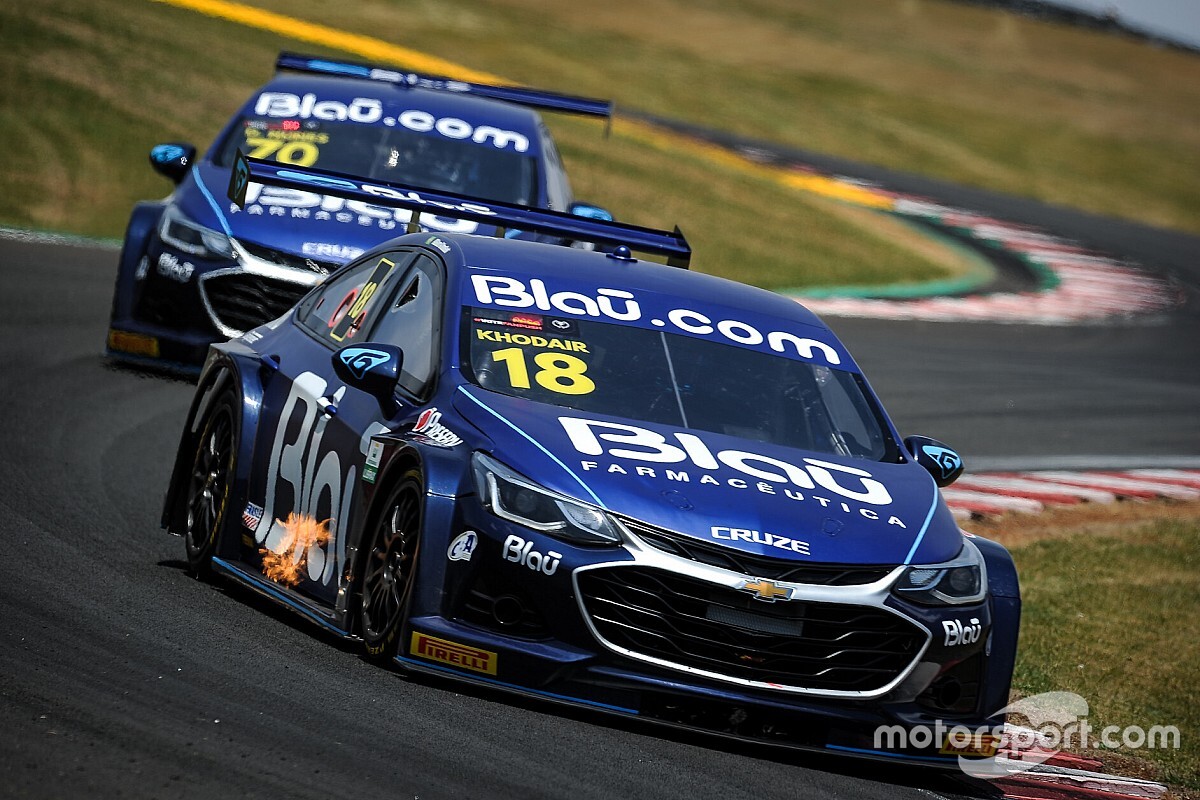 Stock Car: Khodair lidera dobradinha da Blau no segundo treino em Curitiba