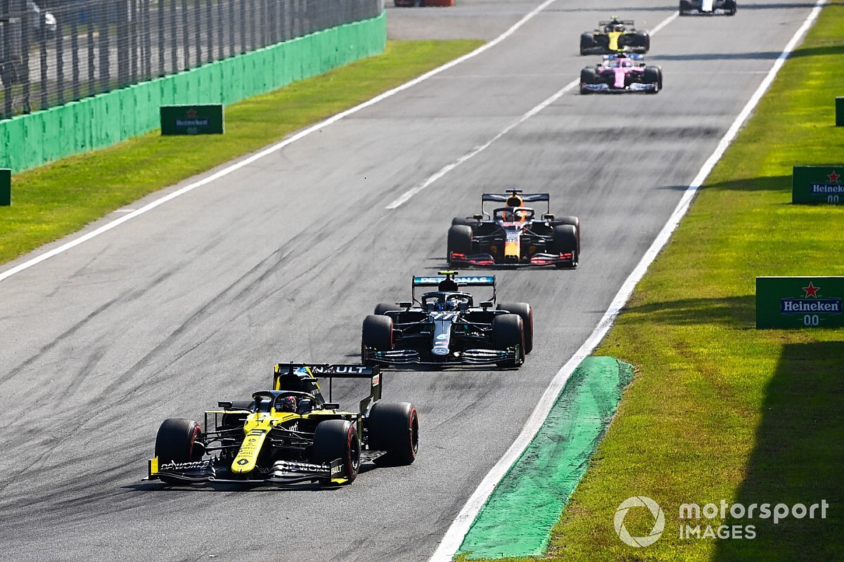 メルセデスが遅いなんて! 波乱のイタリアGP、リカルドはボッタスのペースに驚き
