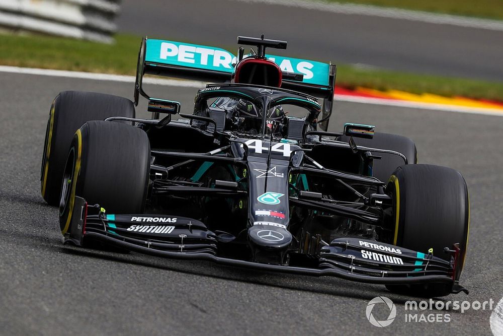 A Mercedesek elöl a Belga Nagydíj első szabadedzésén, a Ferrarik nagyon messze az első tíztől!