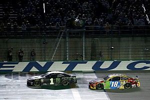 Kurt Busch gewinnt enges Bruder-Duell um Kentucky-Sieg