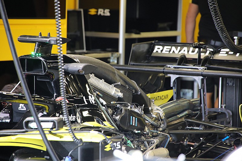 В Renault и McLaren приготовились к штрафам за перерасход моторов после летнего перерыва