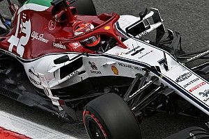 Raikkonen to take grid penalty after gearbox change