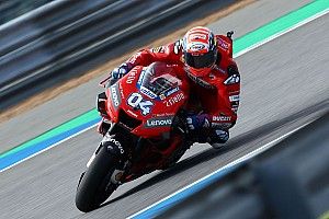 Довициозо обвинил шины в проблемах Ducati