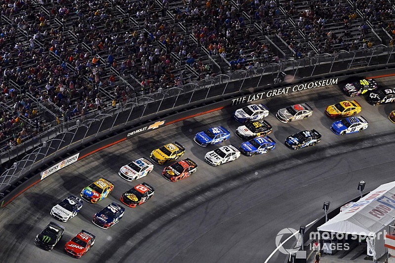 A década da NASCAR Cup: Consagração de Johnson e de novos talentos