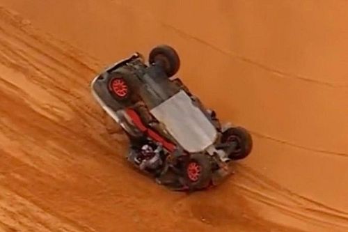 Vídeo: así volcó Carlos Sainz en su accidente en la Etapa 9 del Dakar