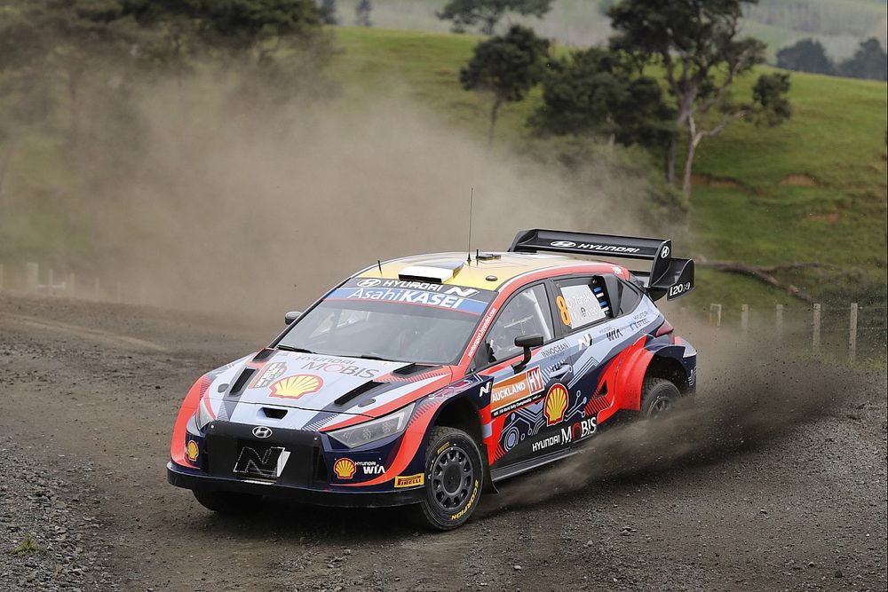 WRC | Nuova Zelanda, PS1: Tanak parte forte, poi Breen e Neuville