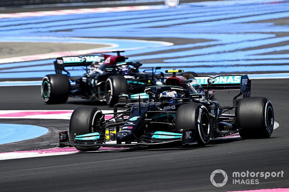 How Mercedes' chassis change sparked a baseless F1 conspiracy theory