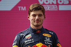 Verstappen Enggan Jadi Ikon Formula 1