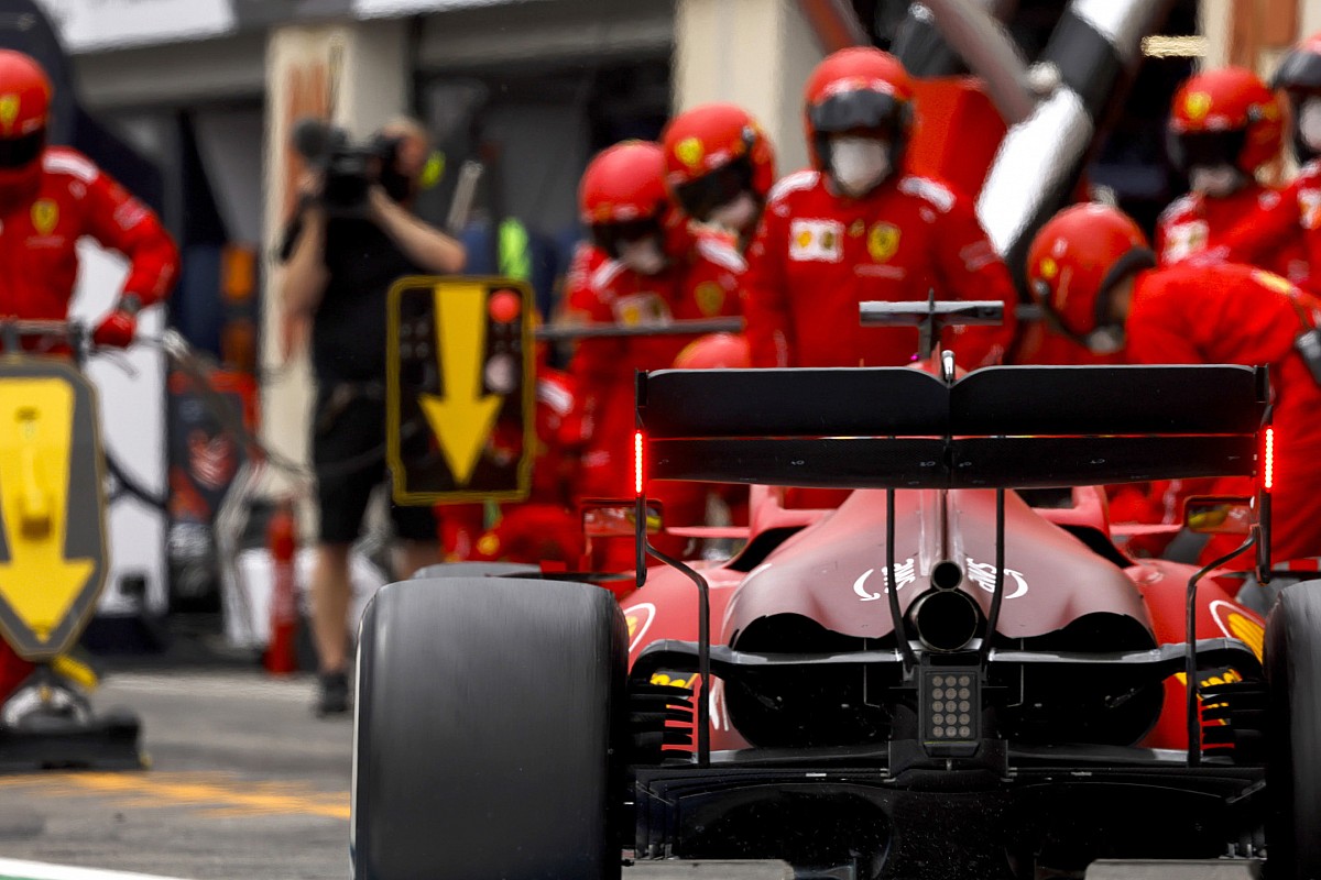 Ferrari negocjuje z PMI